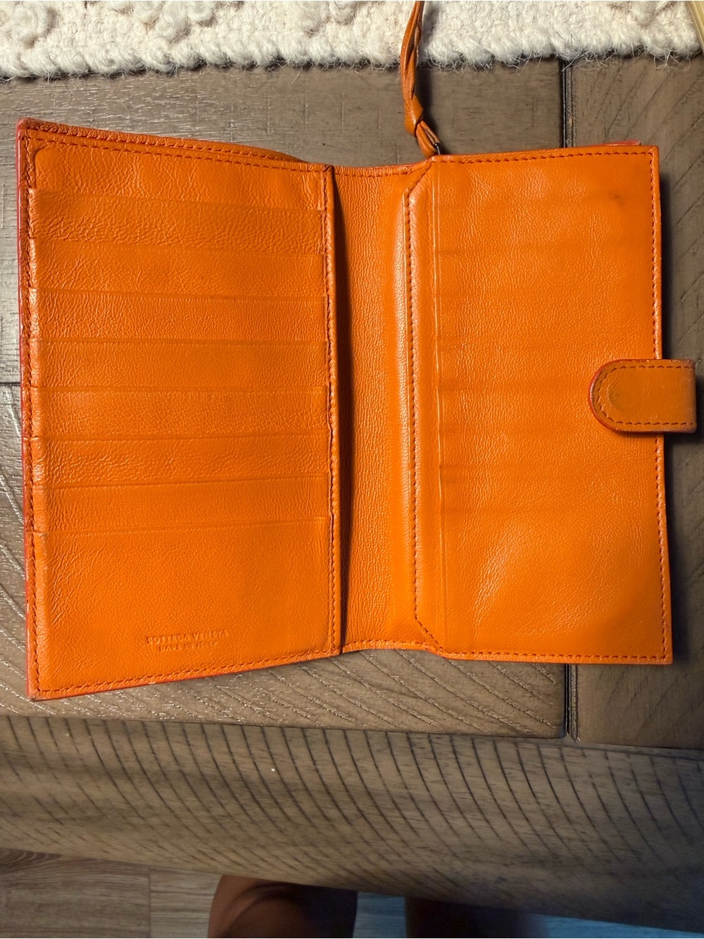 Bottega Veneta Orange Intrecciato Leather Zip Wallet - Picture 12 of 12
